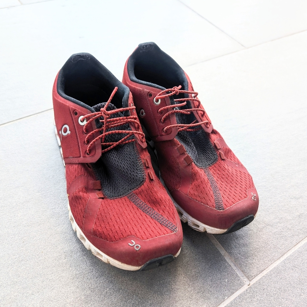 ON Womens Cloud Mesh Ruby White Trainers